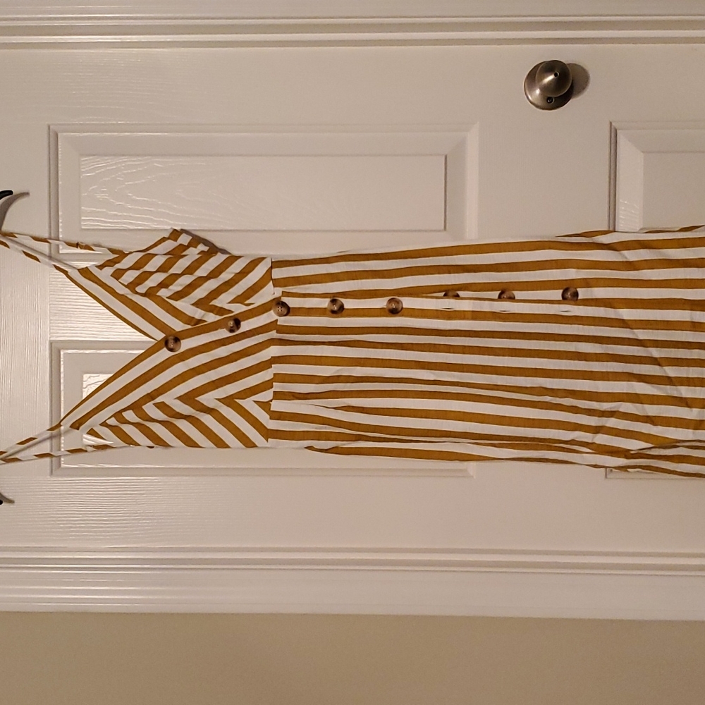 A Peach Mustard/White Dress